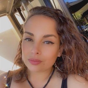 Meet your Posher, Lorena